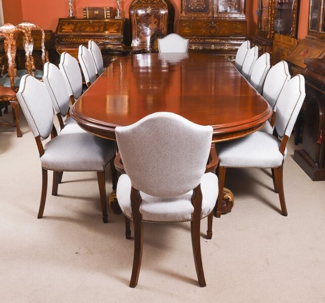Antique dining set for sale near Umhlanga Rocks